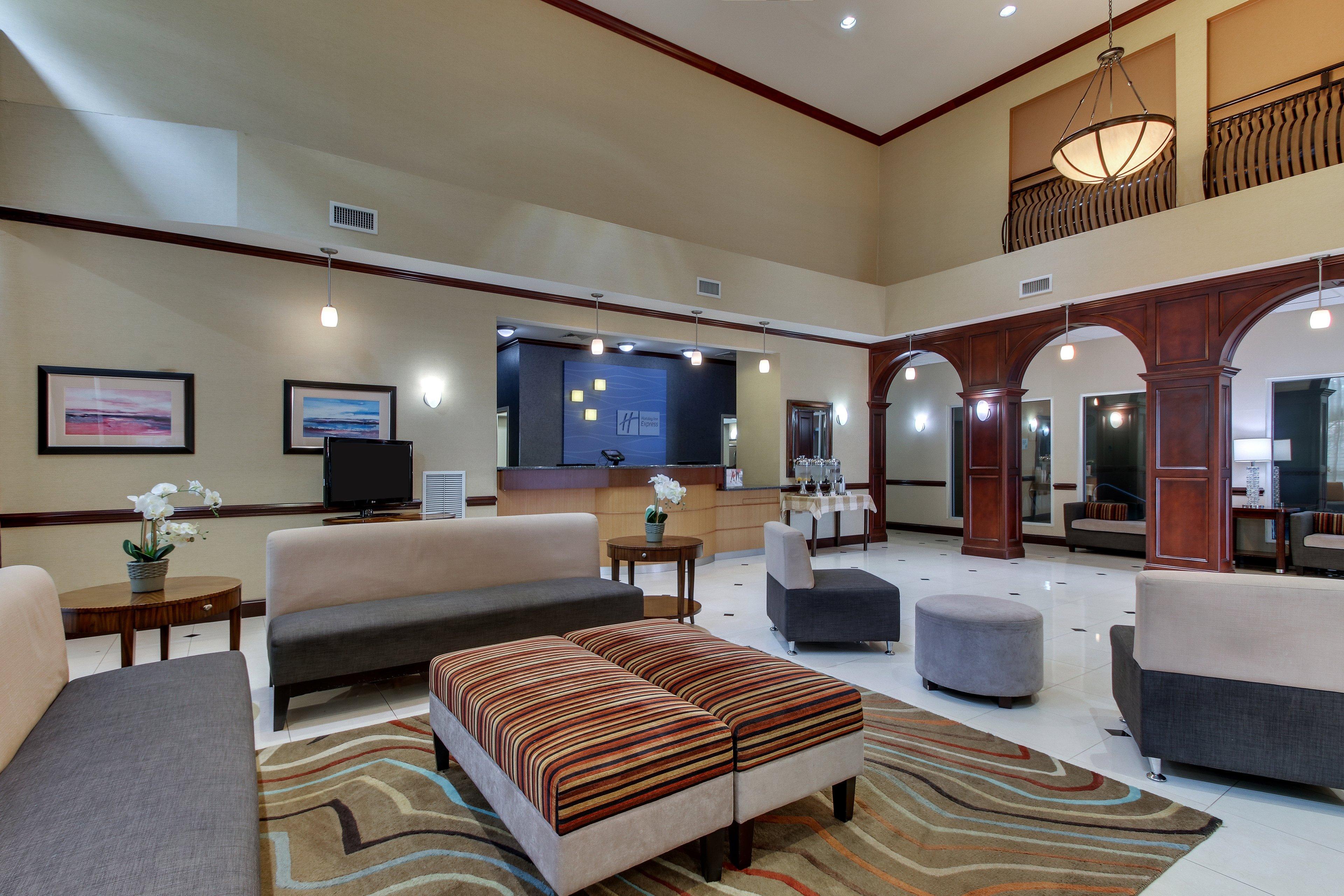 Holiday Inn Express And Suites Allentown West By Ihg Exterior foto