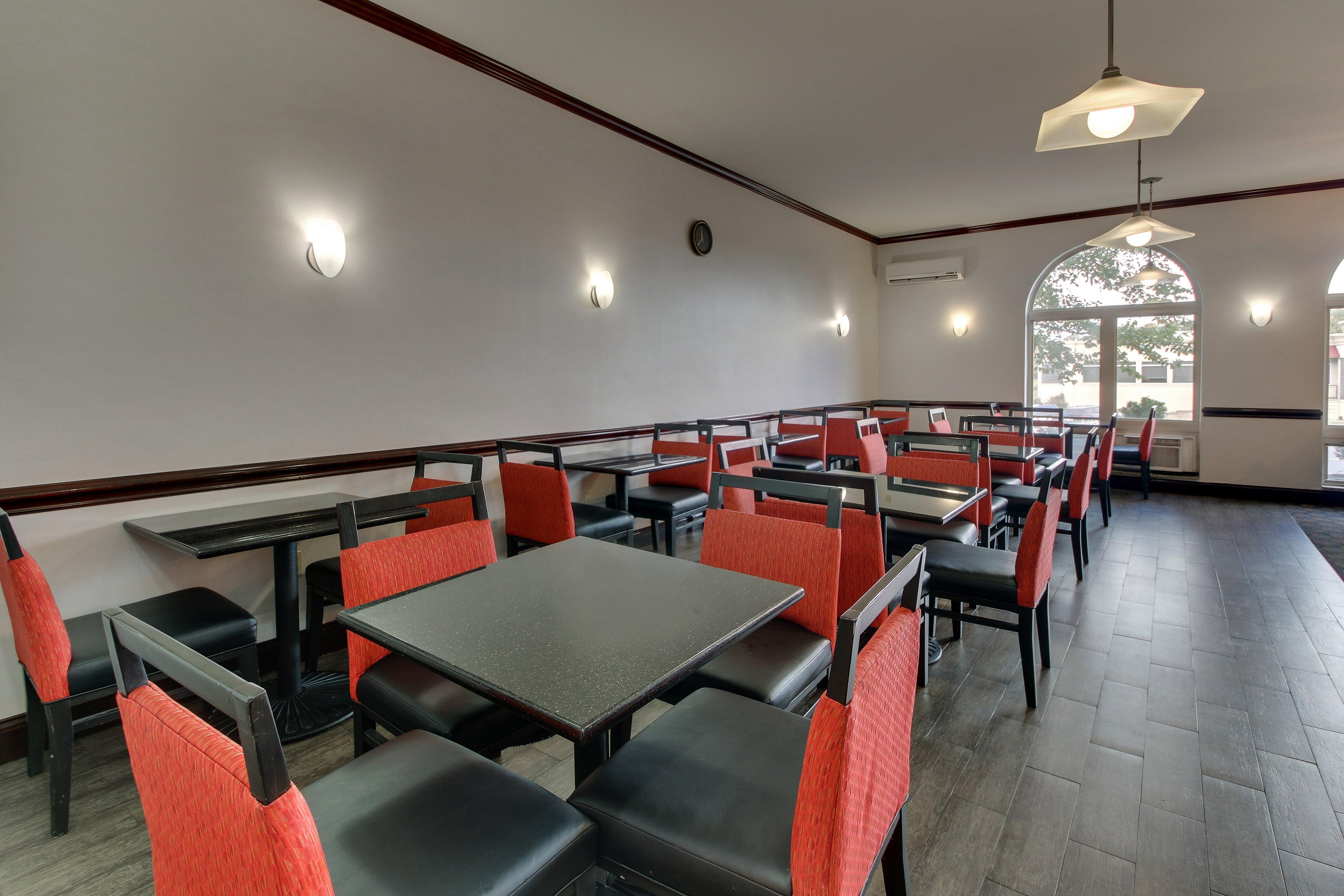 Holiday Inn Express And Suites Allentown West By Ihg Exterior foto