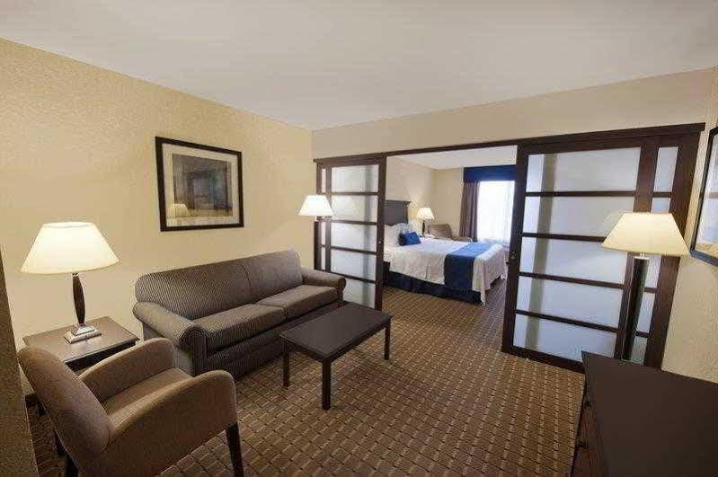 Holiday Inn Express And Suites Allentown West By Ihg Exterior foto